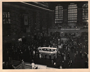 WWII Railroad Grand Central Terminal New York Servicemen's USO Lounge Photo