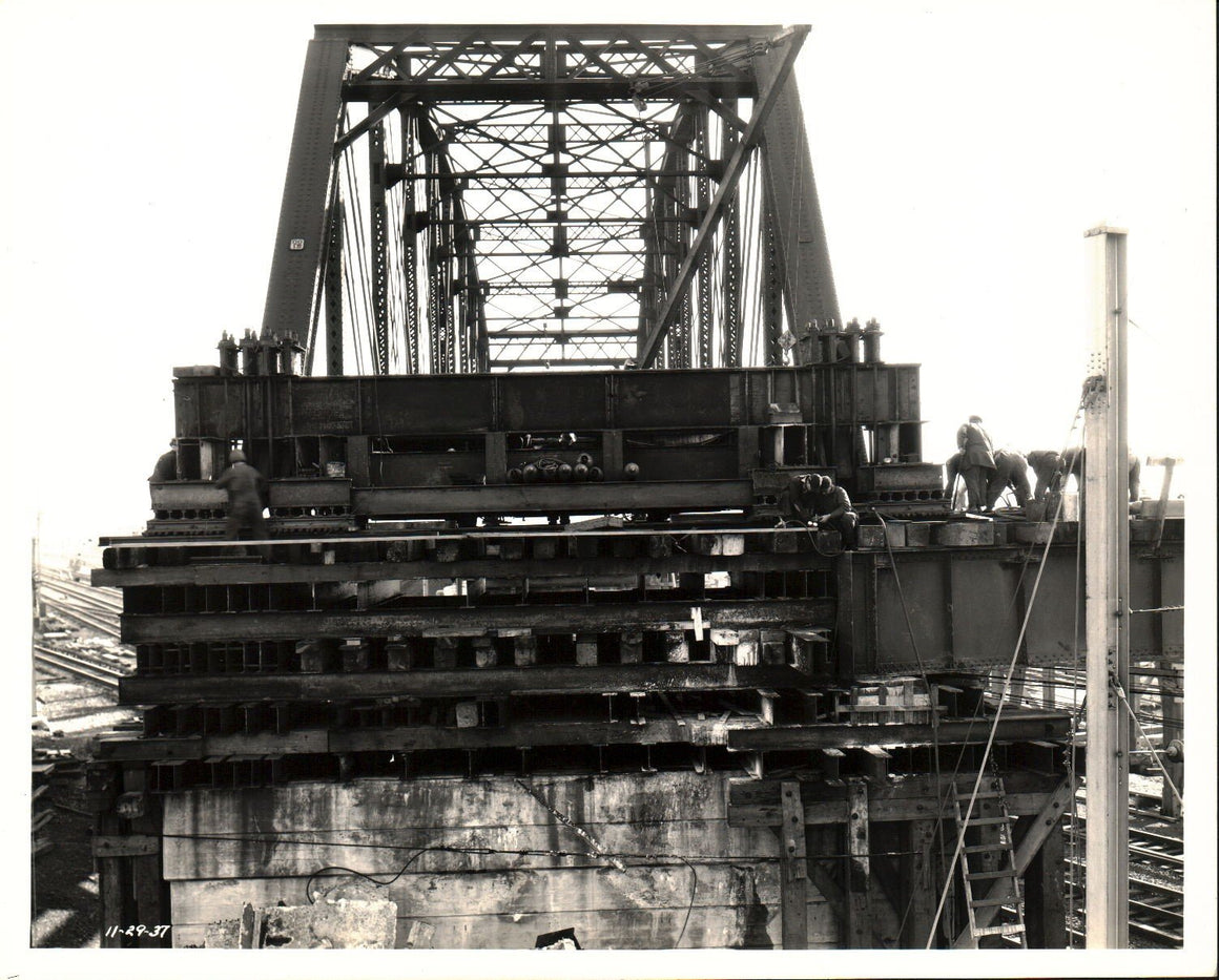 Removing Pennsylvania Railroad Hudson & Manhattan Passover Photo 1937 B