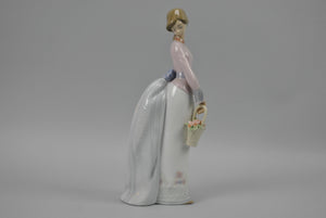 Lladro #7622 Basket of Love 1994 Collectors Society Figurine Signed