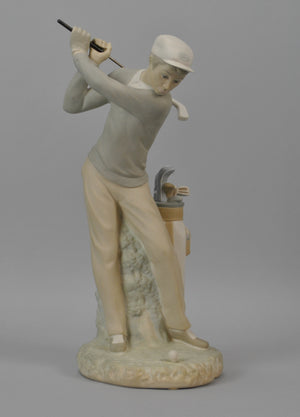 Lladro #4824 Male Golfer Golf Player Matte Finish Figurine